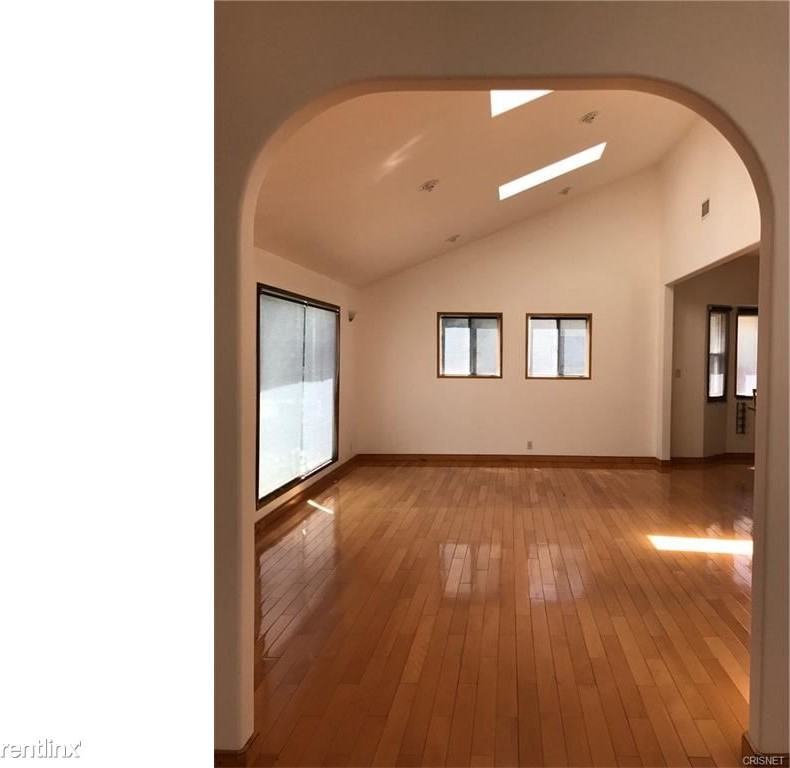 4351 Allott Ave - Photo 3 of 20