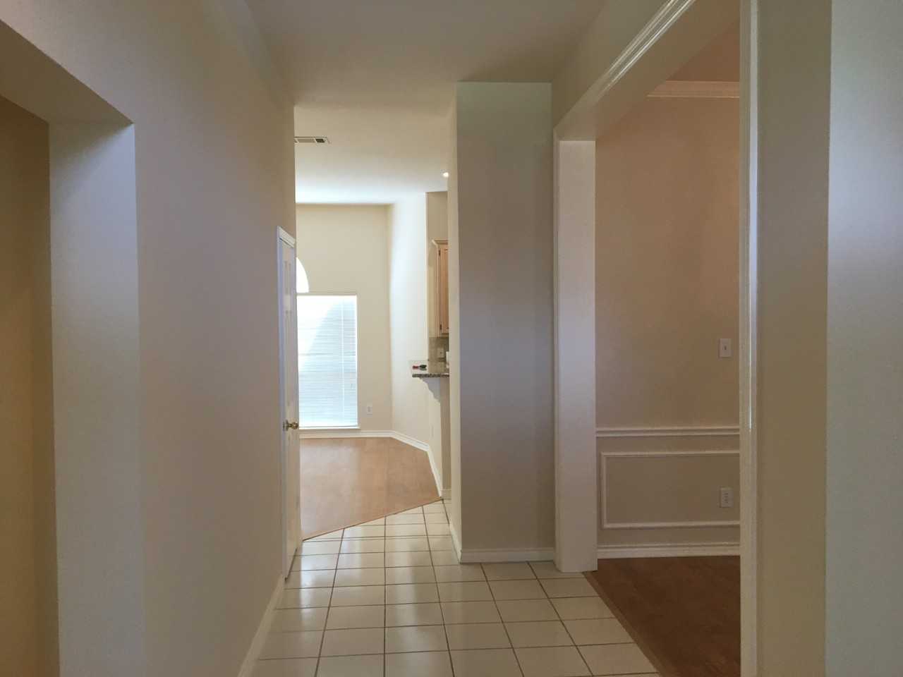 1111 Hunters Creek Dr - Photo 3 of 27