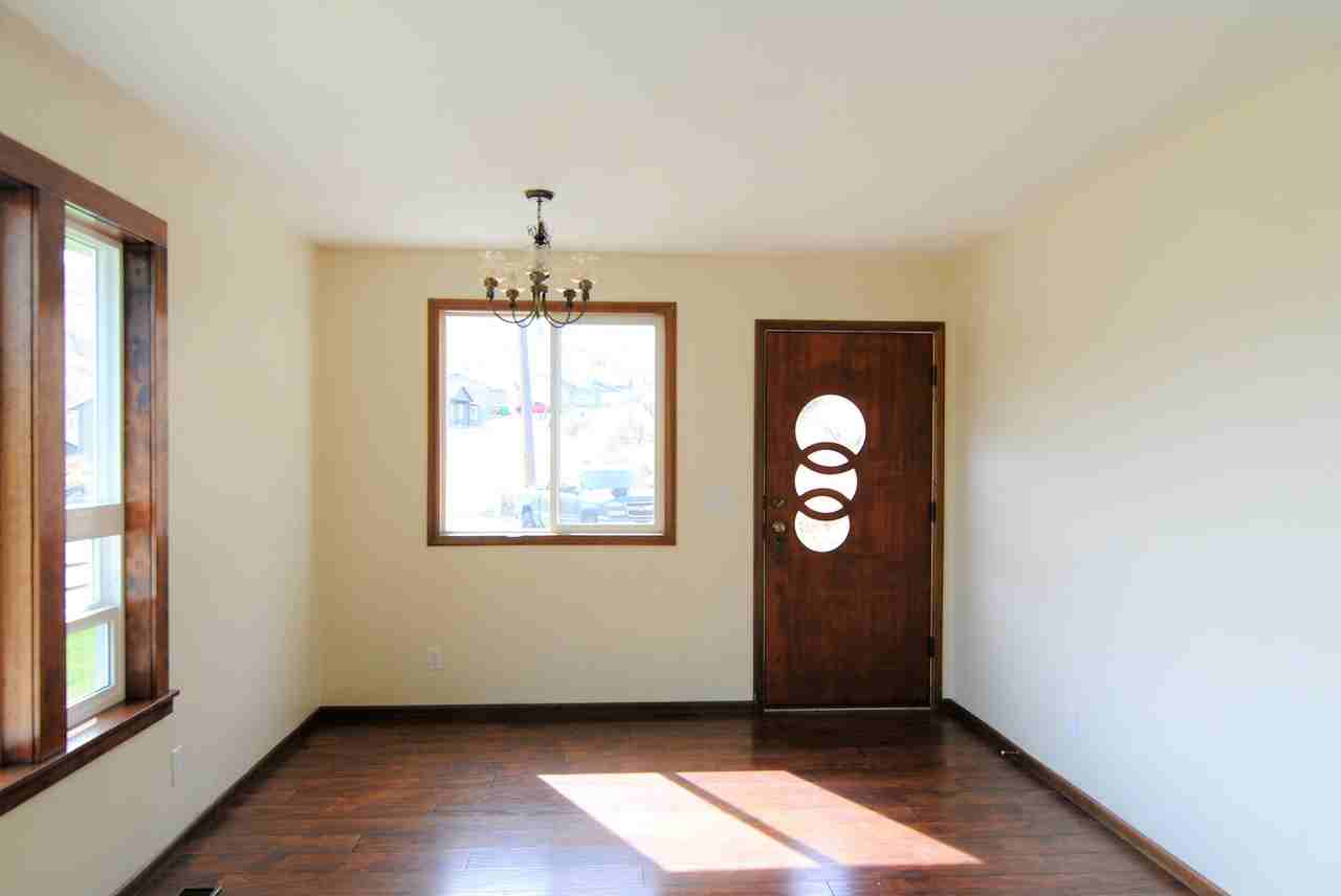 2166 Methow St - Photo 3 of 21