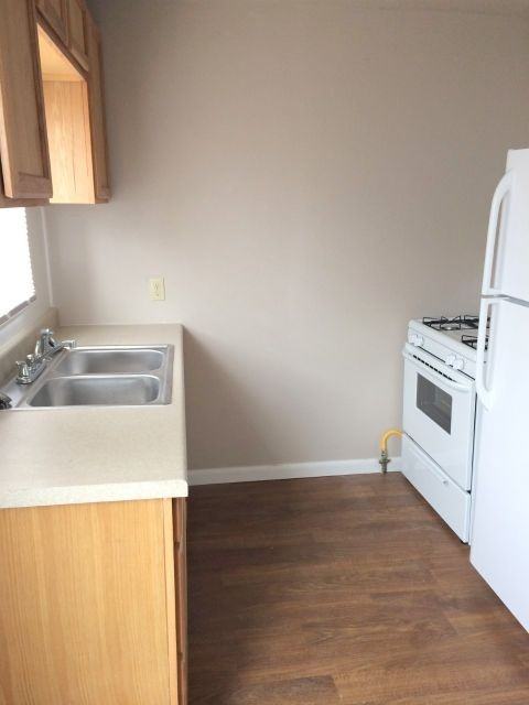 201 S 29th St - Photo 3 of 5