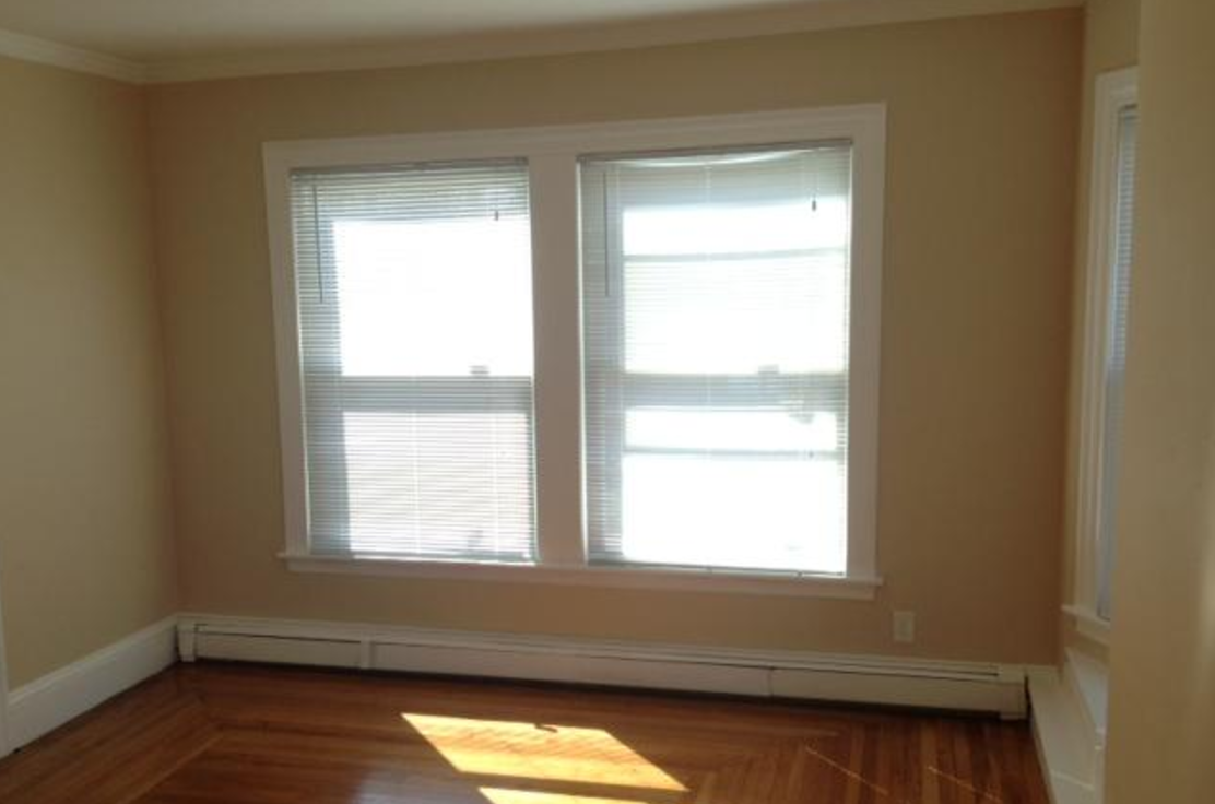 470 Warren Street - Photo 2 of 9