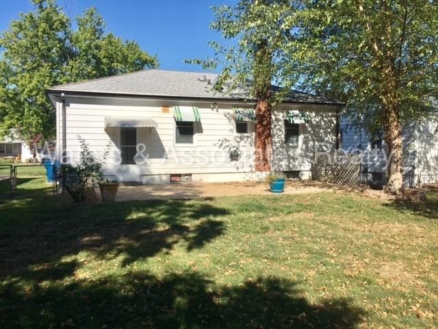 8736 New Hampshire Ave - Photo 2 of 13