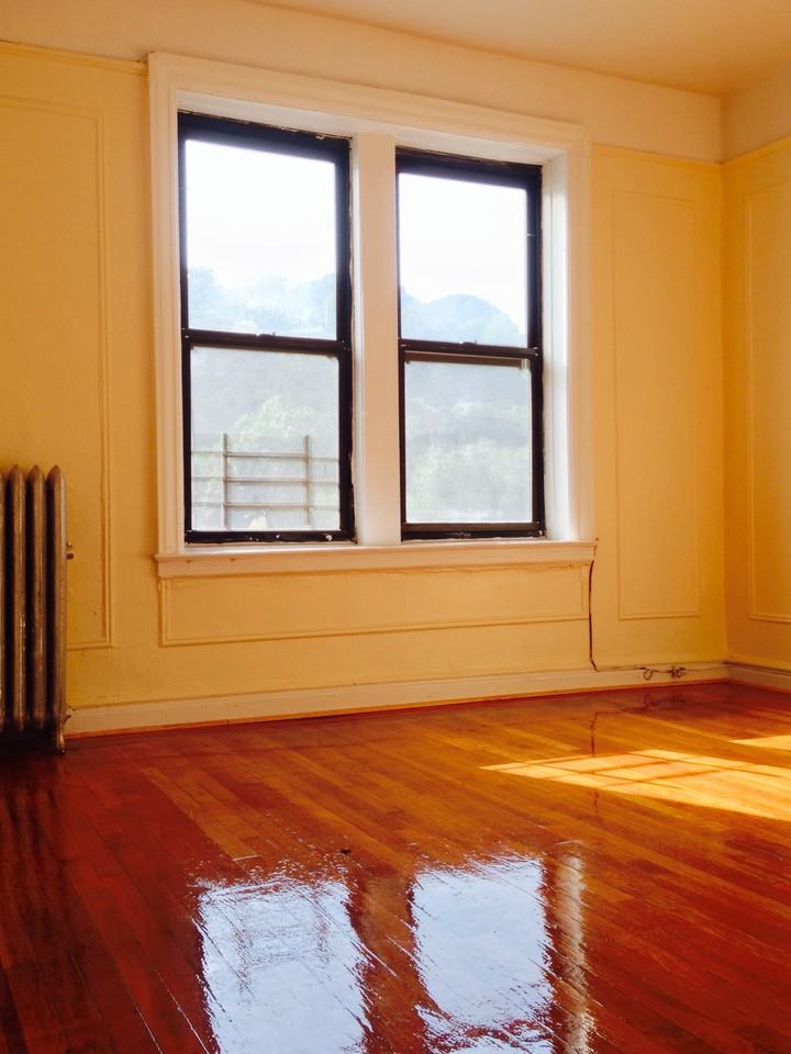 U.S. 9 & Hillside Ave & Nagle Ave #5N