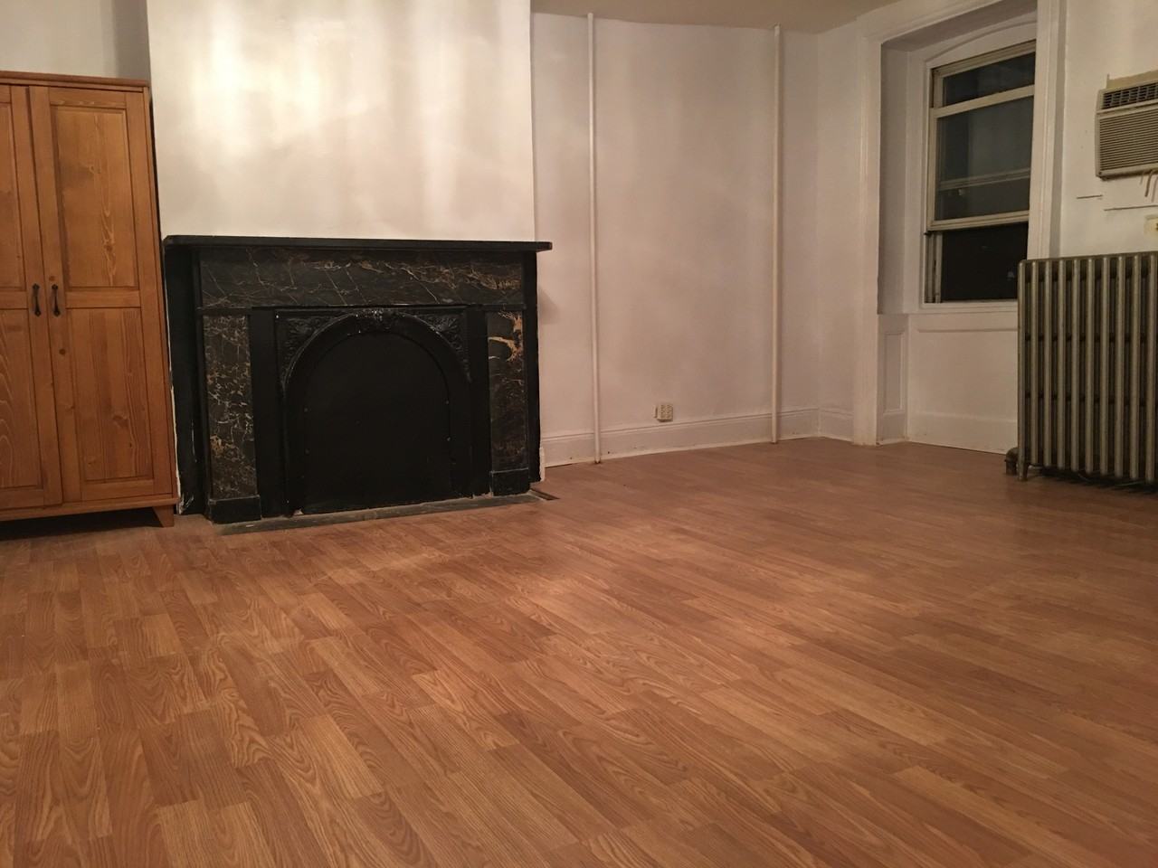 Pacific St & Bond St #G