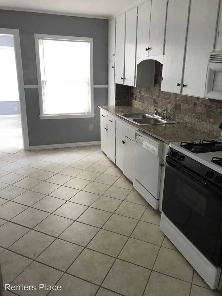 6808 E 4th Pl - Photo 3 of 9