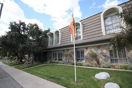 6141 Orange Ave - Photo 2 of 11