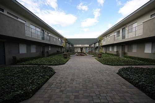 6141 Orange Ave - Photo 4 of 11