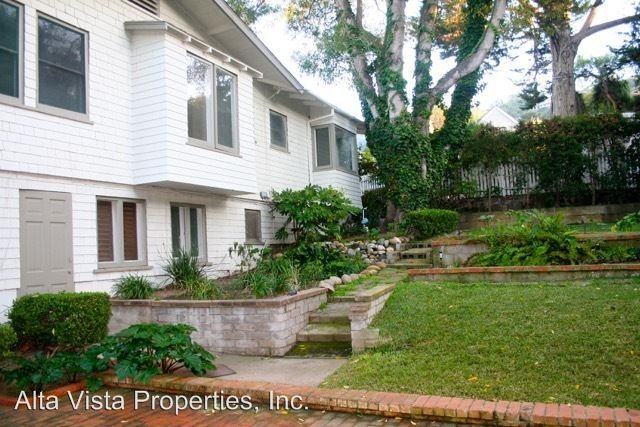 1940 Soledad Ave - Photo 2 of 15