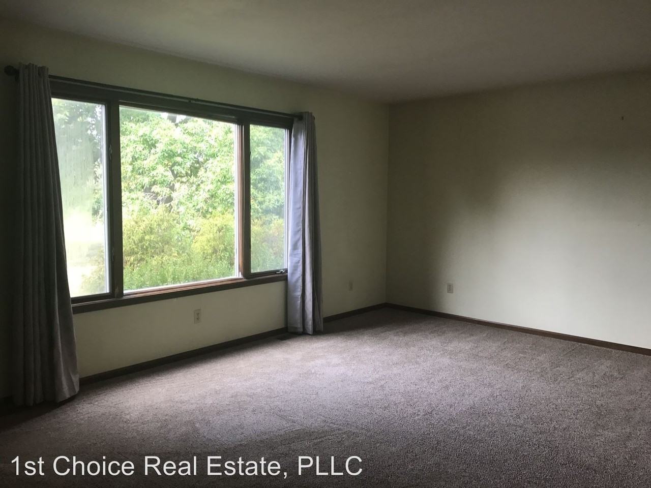 2260 Okemos Rd - Photo 3 of 31