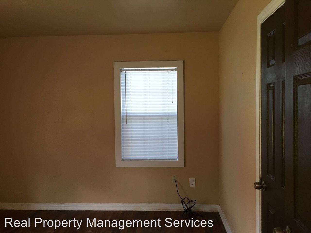 3306 2nd St - Photo 3 of 6