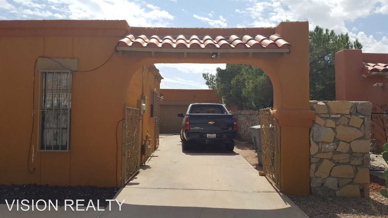 11852 Pete Rose Dr - Photo 2 of 23