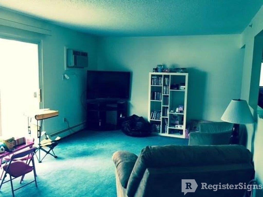 1 Birchwood Pointe - Photo 2 of 8