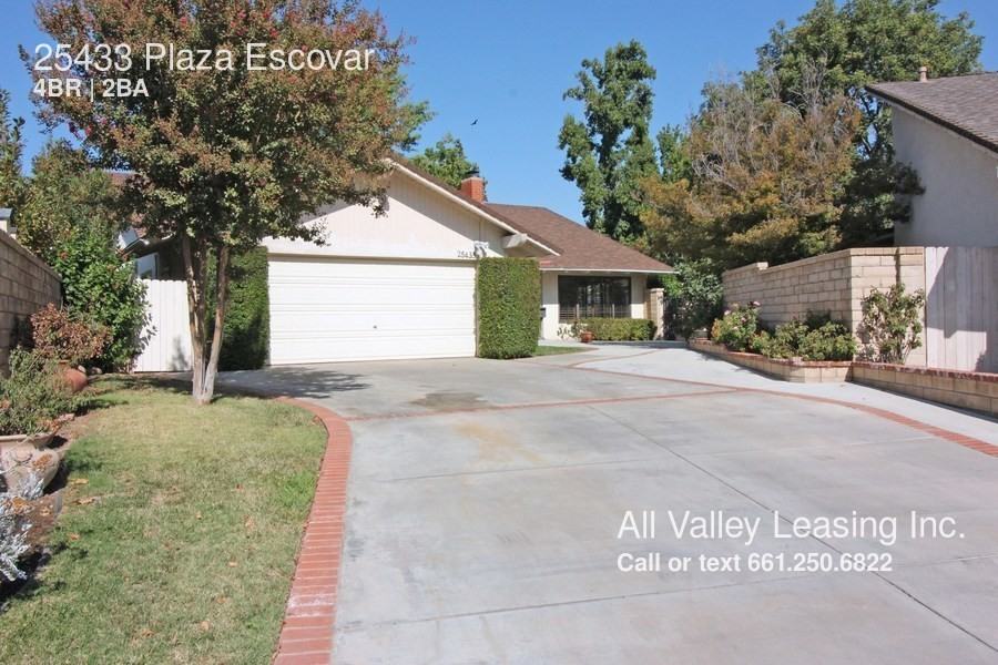 25433 Plaza Escovar - Photo 2 of 34