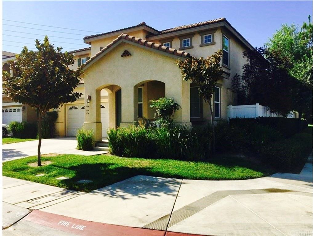 1908 Taormina Ct - Photo 2 of 27