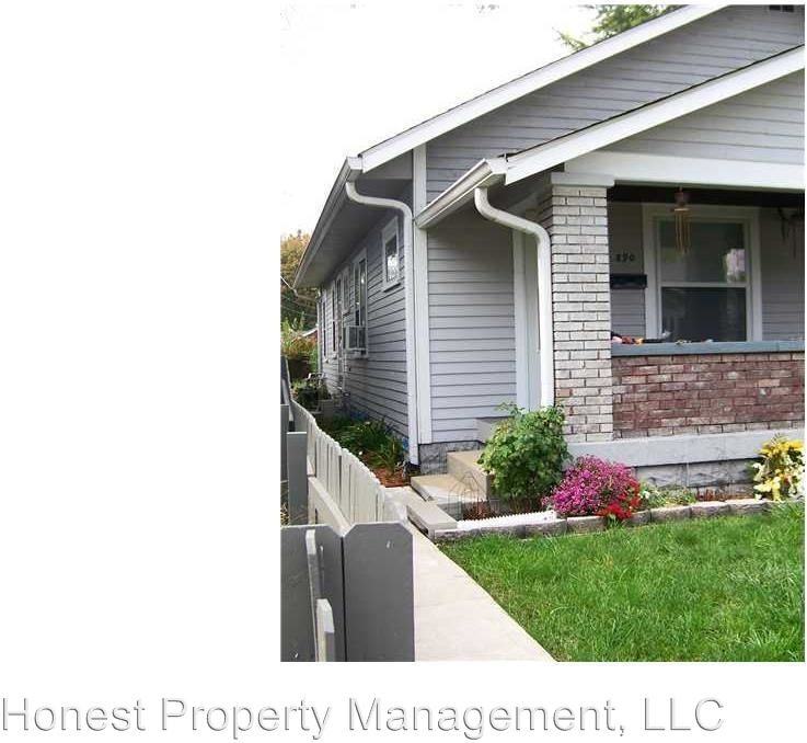 890 N Gladstone Ave. - Photo 2 of 14