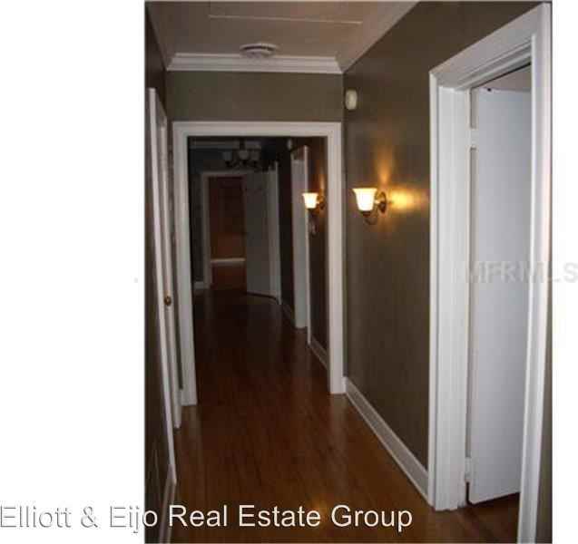 916 Woodward St - Photo 2 of 9