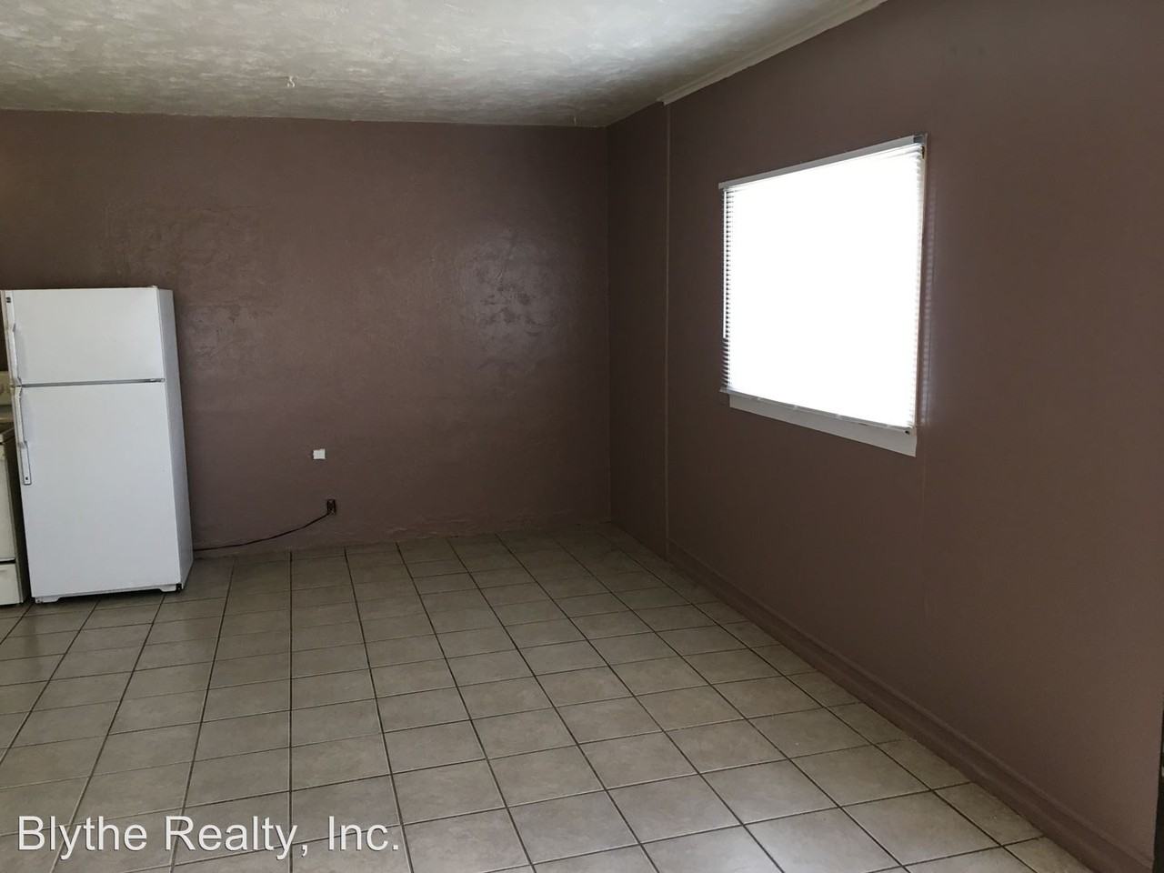 1003 S 6th Ave #C - Photo 3 of 7