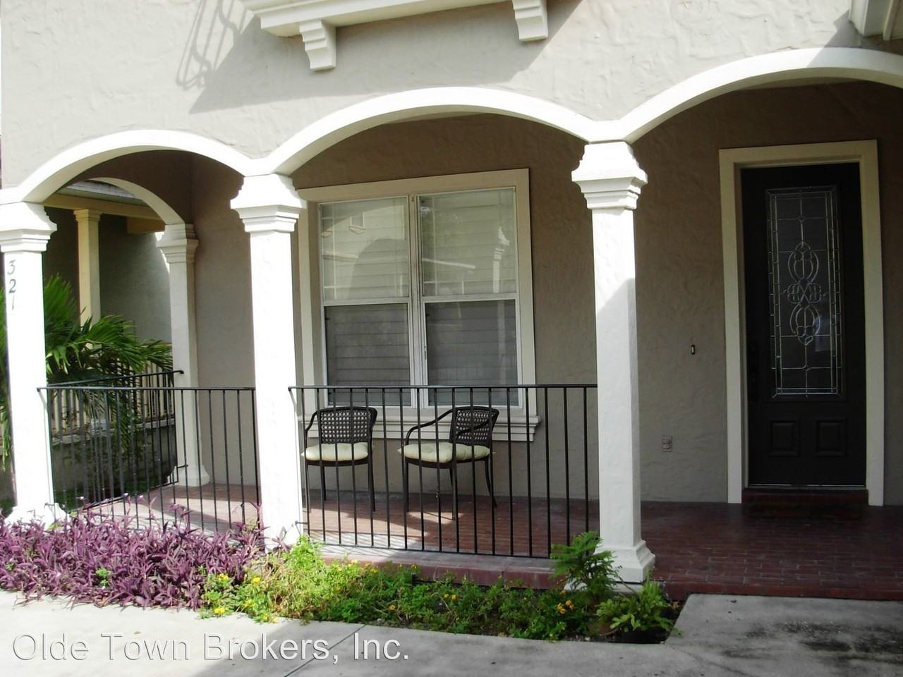 321 Bay Run St - Photo 2 of 19