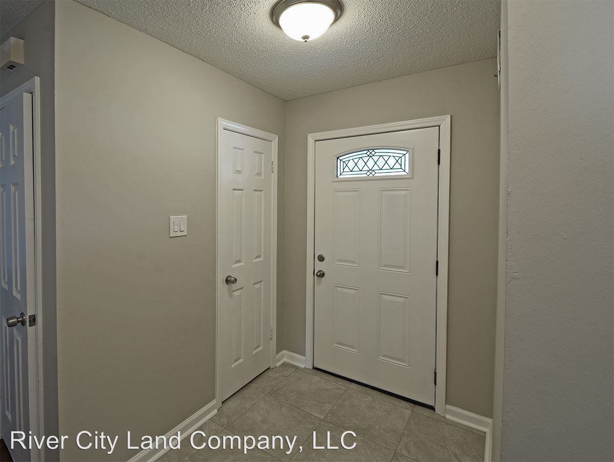 3804 Shallowhill Dr - Photo 2 of 15