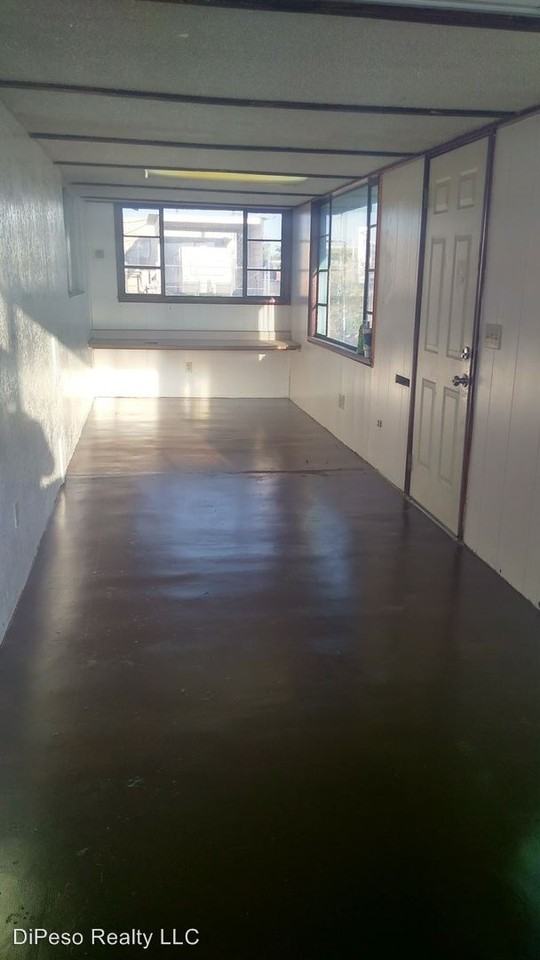 255 W Grant St - Photo 2 of 15