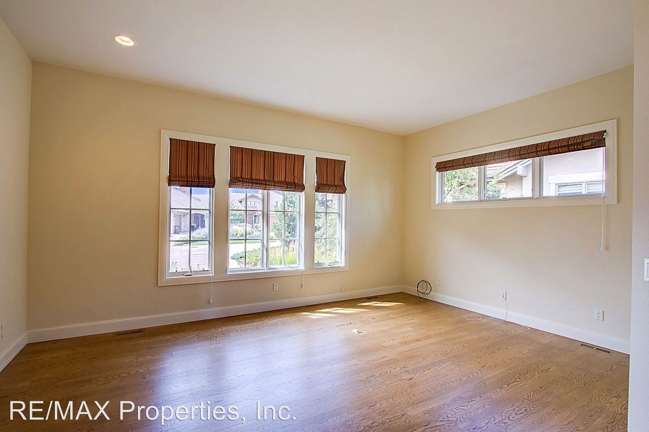 4215 Reserve Point - Photo 3 of 50