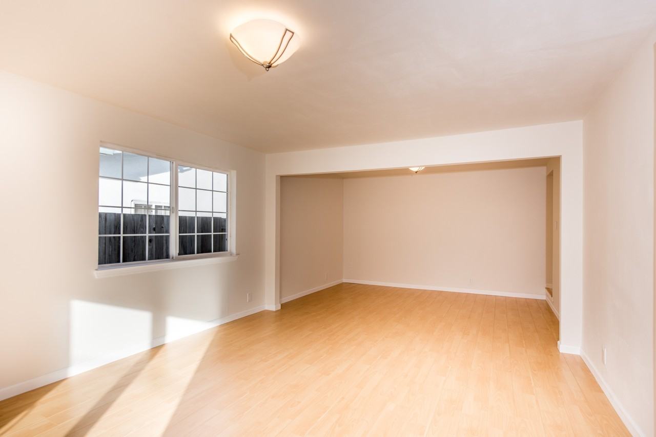 1684 Saralynn Dr - Photo 3 of 16