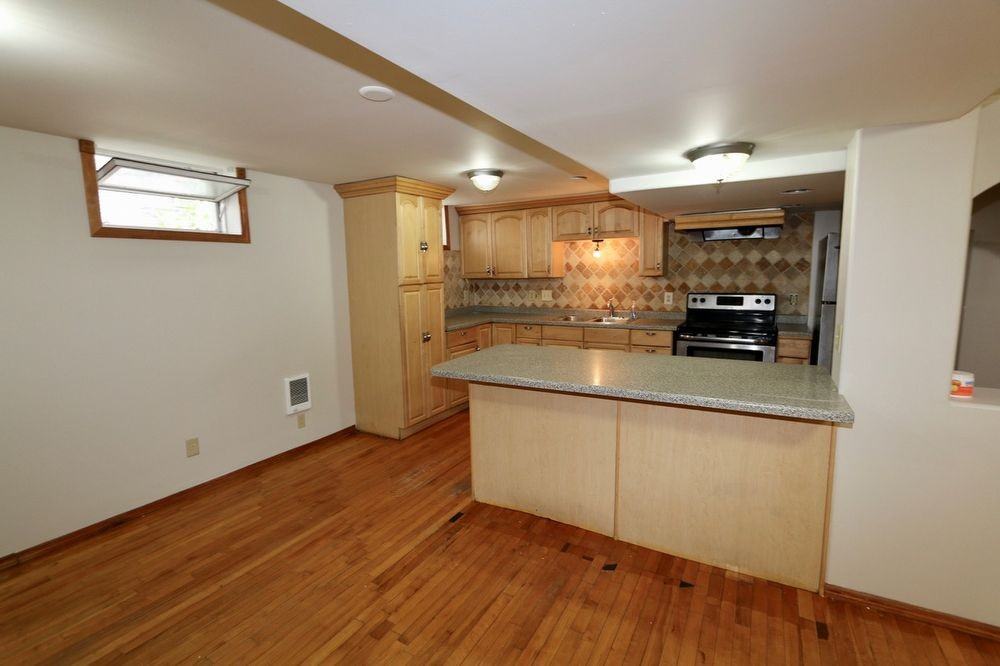 3329 Cedar Ave - Photo 3 of 20