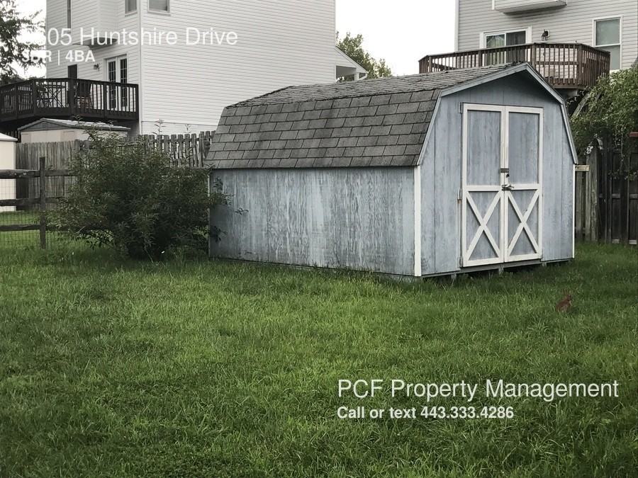 6605 Huntshire Dr - Photo 3 of 15