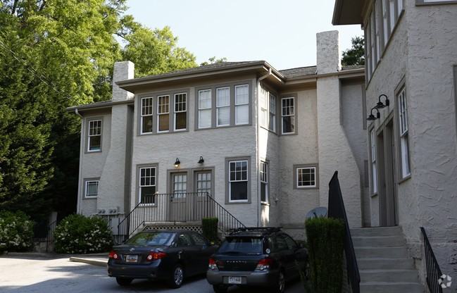 711 East Washington Street #10 - Photo 2 of 4