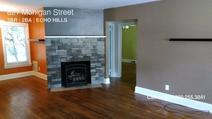 821 Mohigan St - Photo 2 of 10