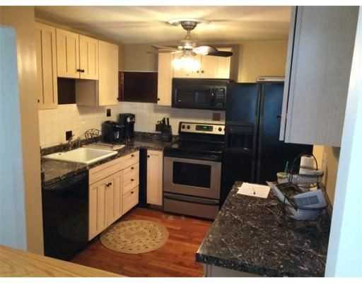 64 Carter St #7 - Photo 3 of 6