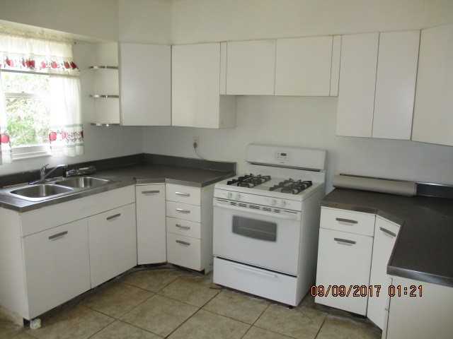 162 Anita Cir - Photo 3 of 13