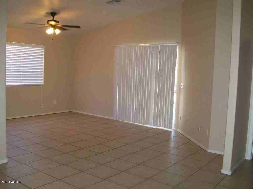 8729 W Jefferson St - Photo 3 of 13