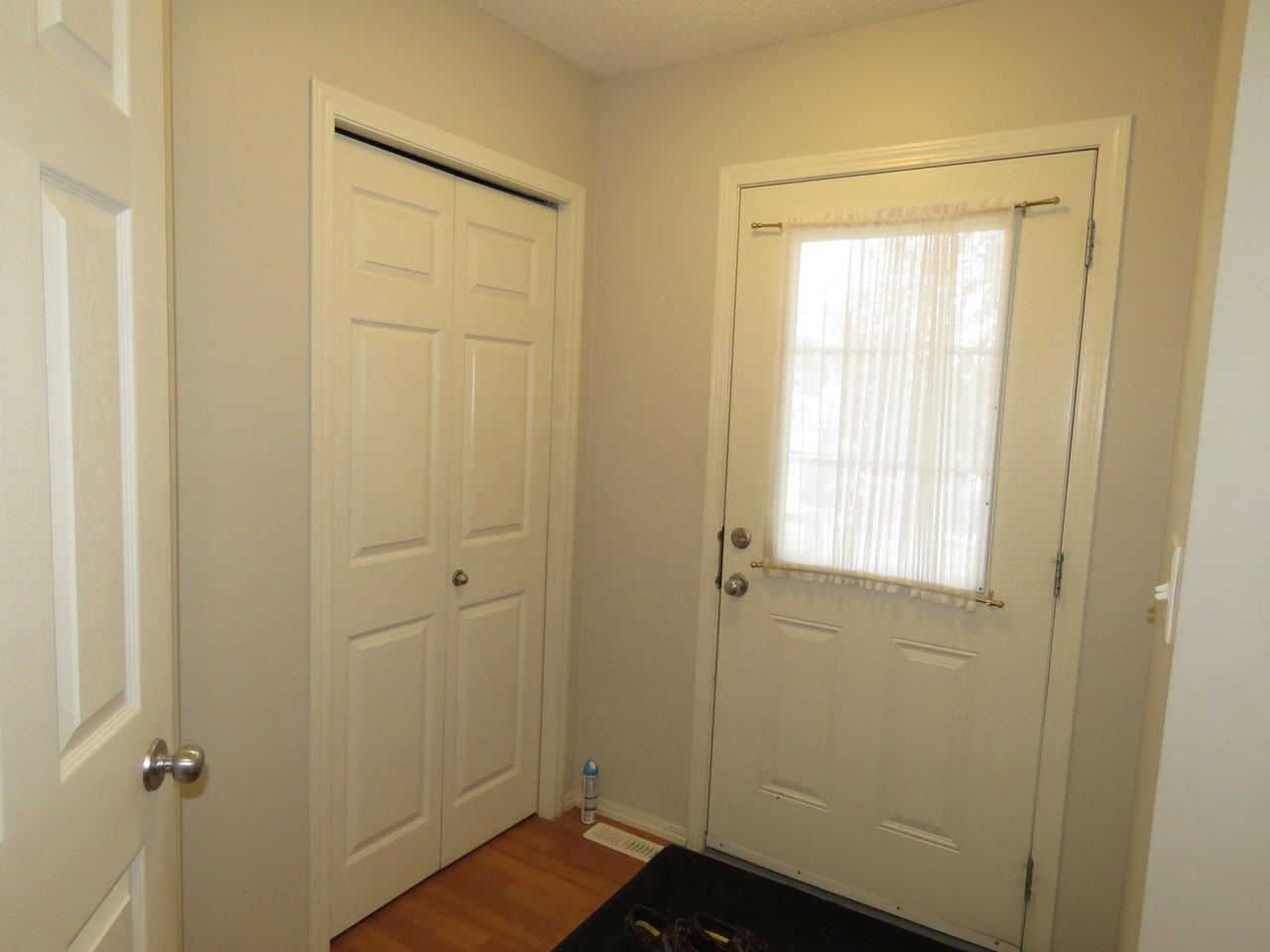 6224 1a Ave SW - Photo 2 of 14