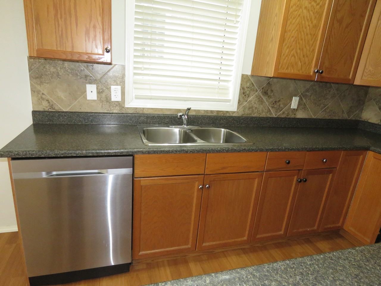 6224 1a Ave SW - Photo 3 of 14