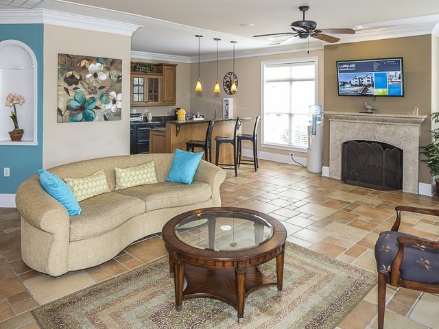 Landings at Greenbrooke Apartments - Photo 3 of 25