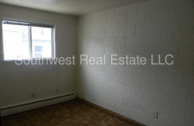 1400 Bridger Dr - Photo 2 of 8