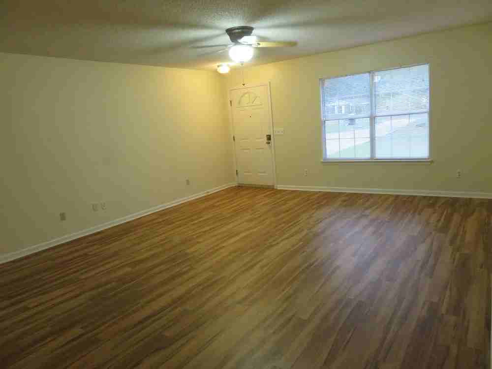 3886 Clarks Bluff Rd - Photo 2 of 12