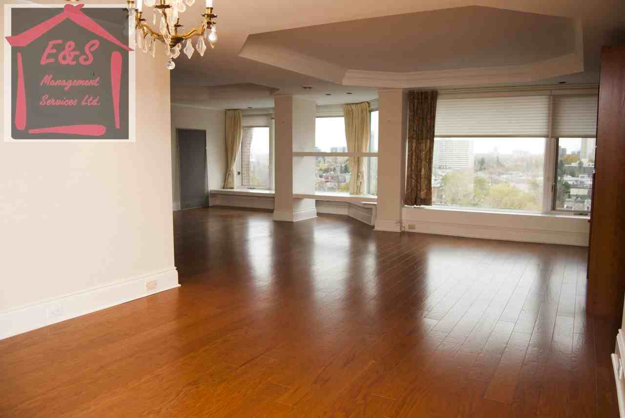 100 Rideau Terrace - Photo 2 of 11