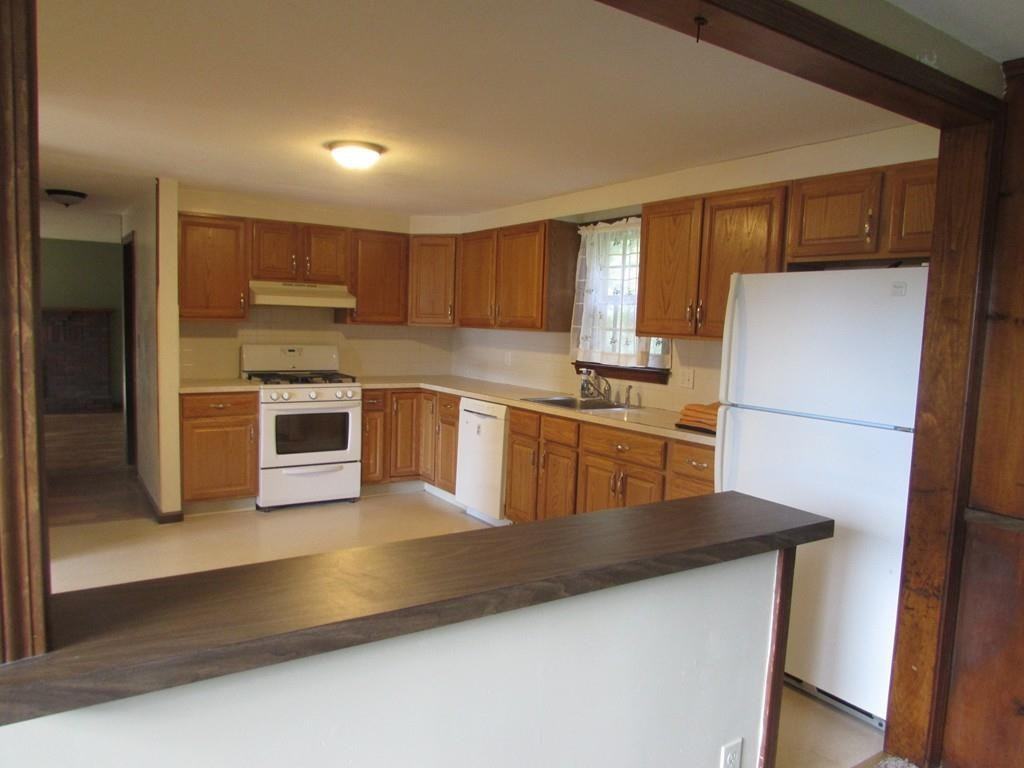 34 Baldpate Rd - Photo 3 of 7