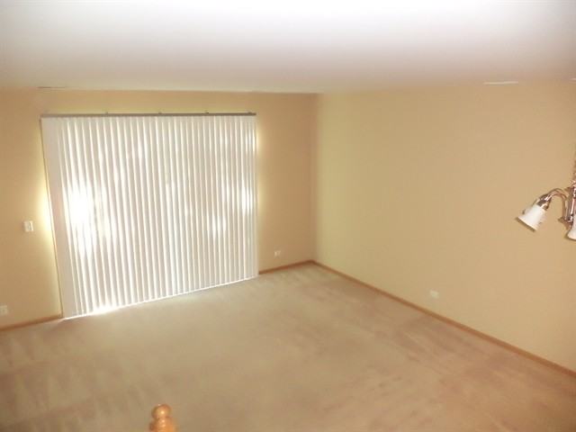 1291 Brookdale Dr - Photo 3 of 15