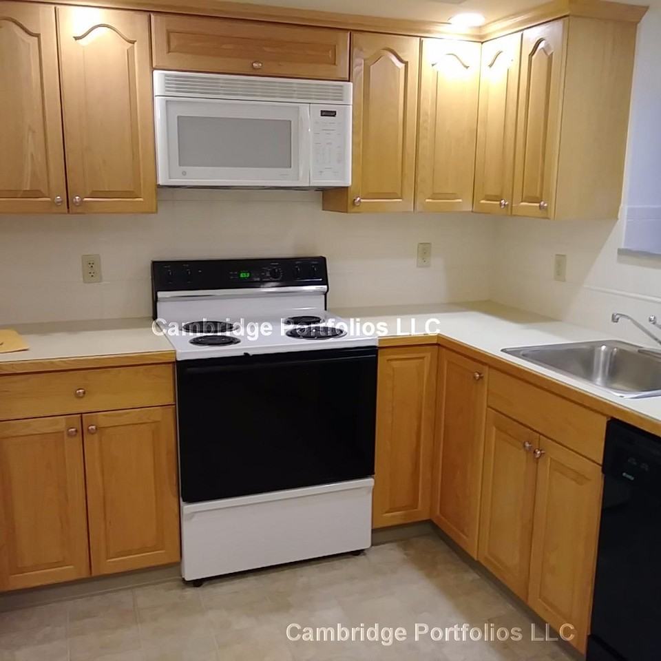 379 Massachusetts Avenue #40 - Photo 2 of 10