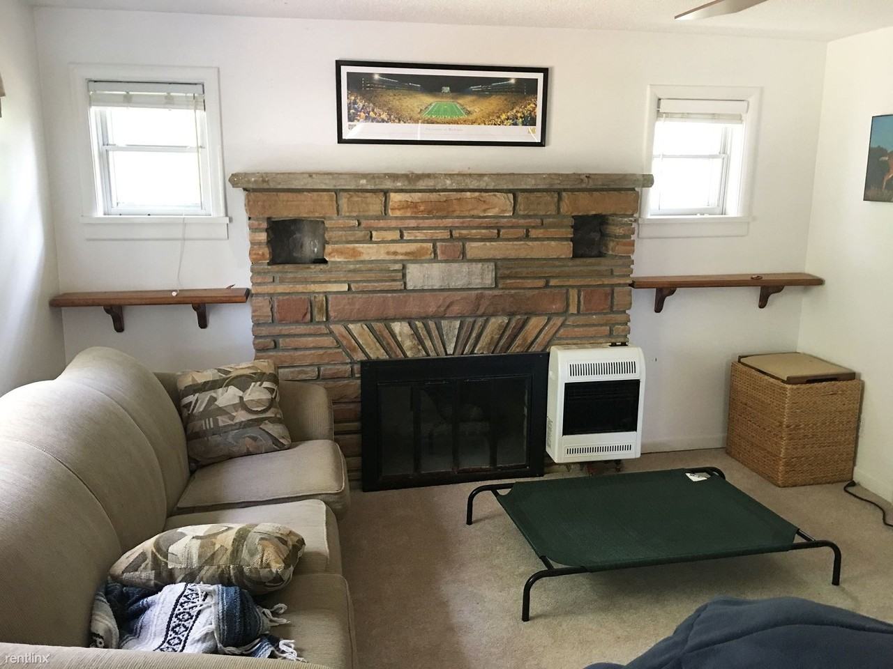 18387 Lewis Rd - Photo 2 of 12