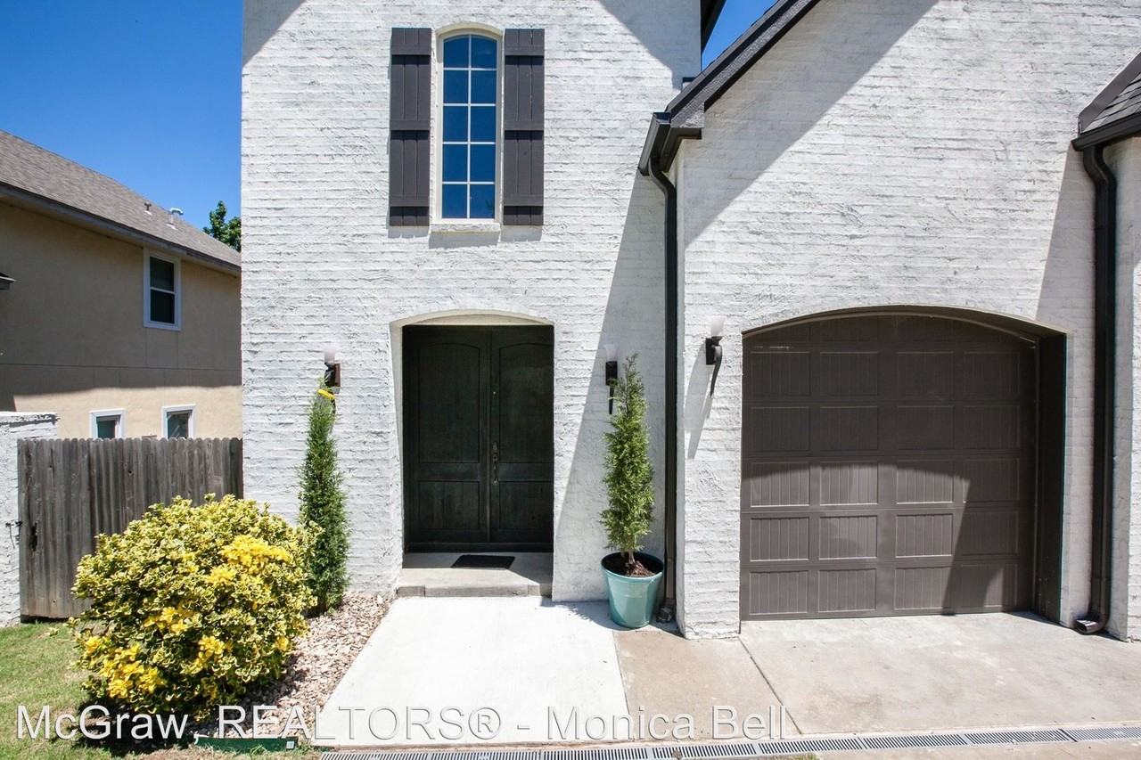 6018 E 76th Ct - Photo 2 of 35