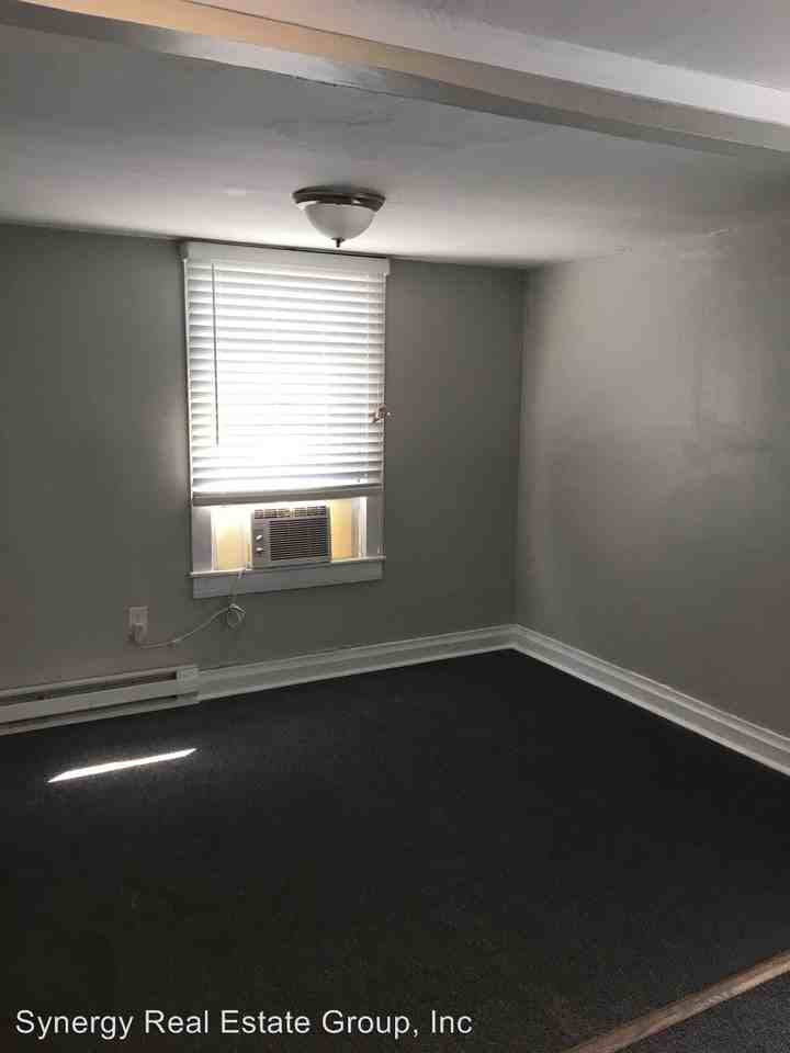 1037 Dr DB Todd Jr Blvd #17 - Photo 2 of 12