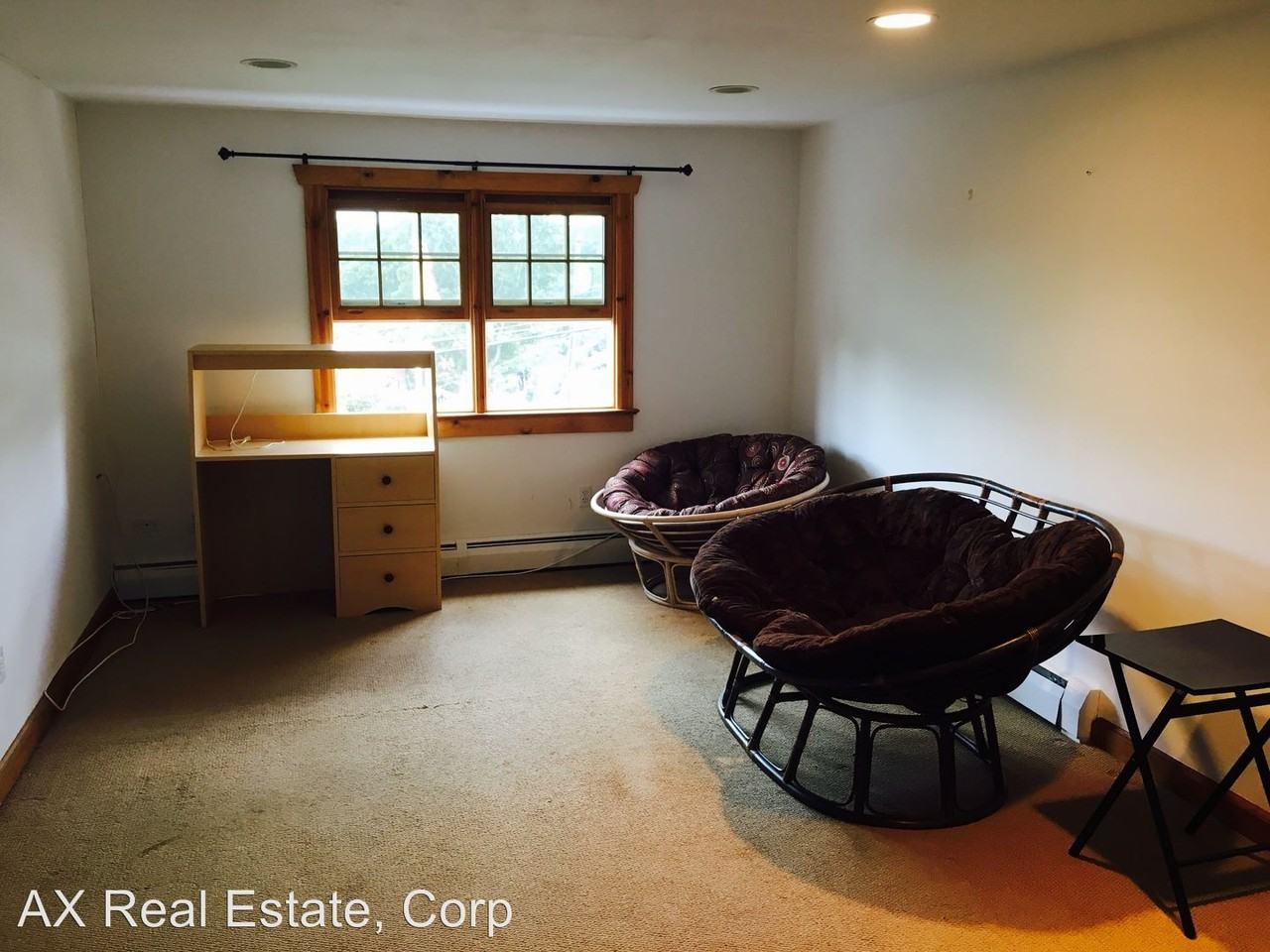 74 Gainsborg Ave E - Photo 2 of 12