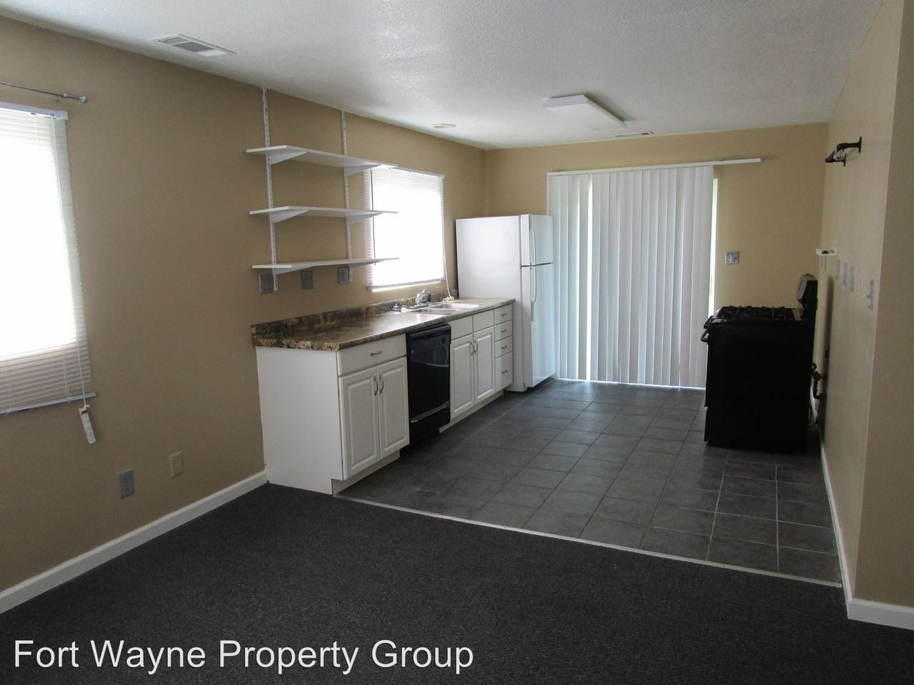 2606 Darlene Ct - Photo 3 of 13