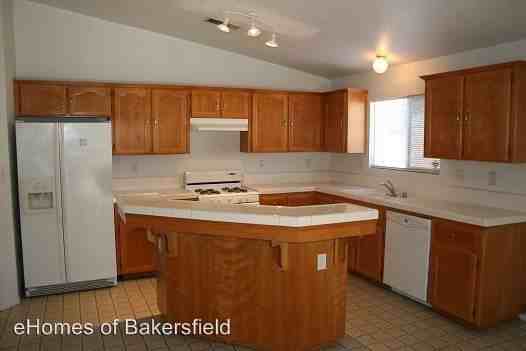 6912 Oak Forest Ct - Photo 3 of 12