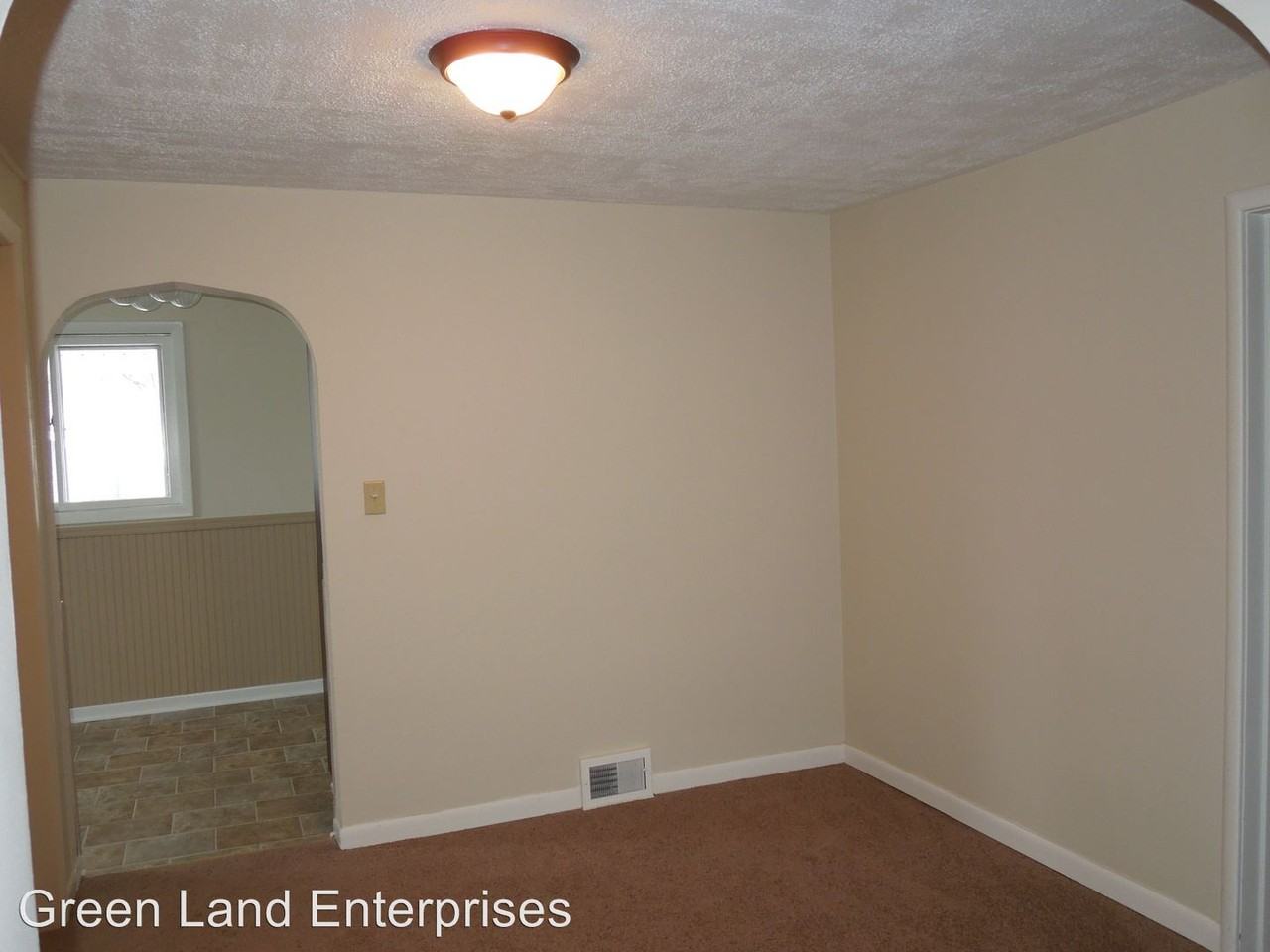 2168 Plank Rd - Photo 3 of 11