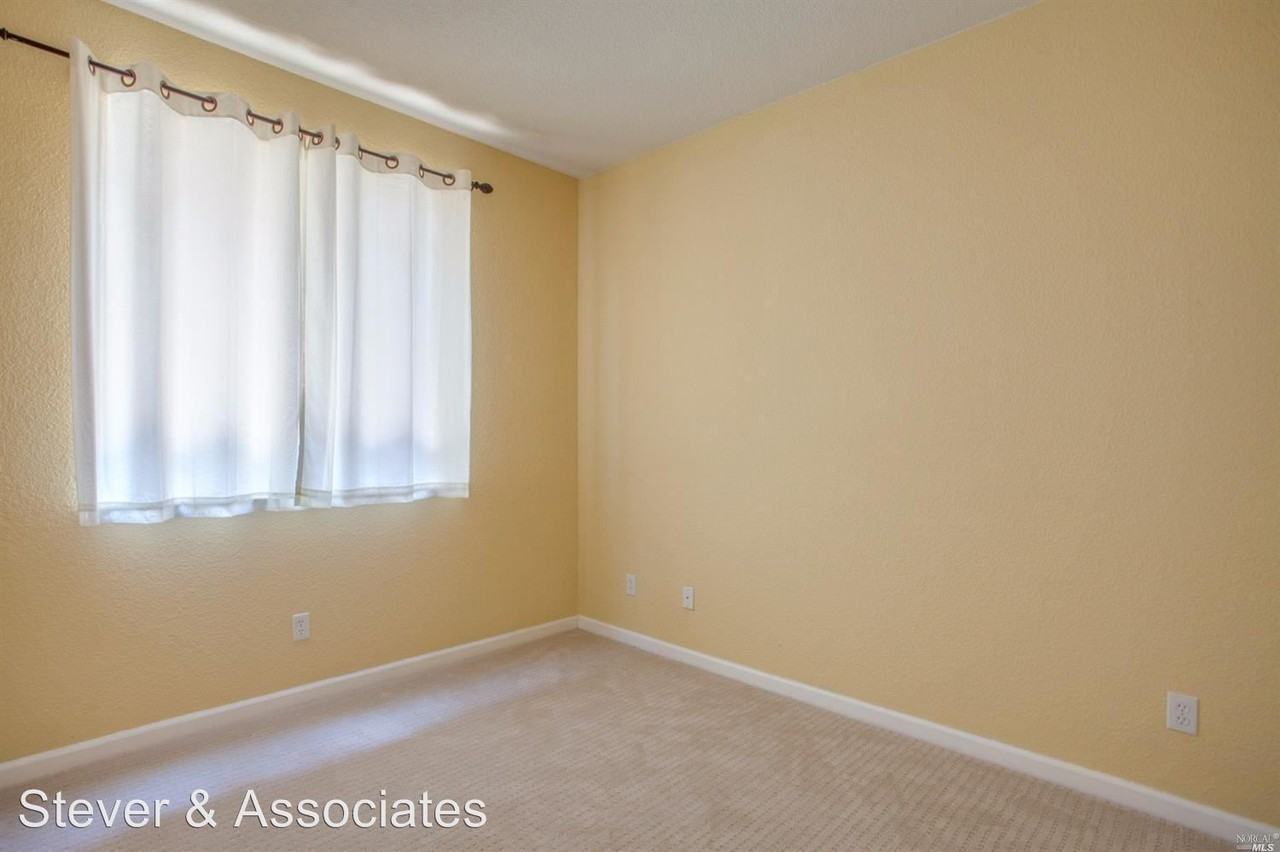 1465 Folsom Downs Cir - Photo 3 of 15